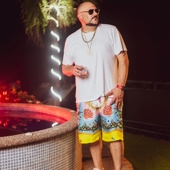 Meet your Posher, Jason - Picture 2 of 8